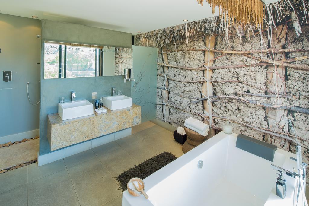 The Olive Exclusive All-Suite Hotel Windhoek Dış mekan fotoğraf