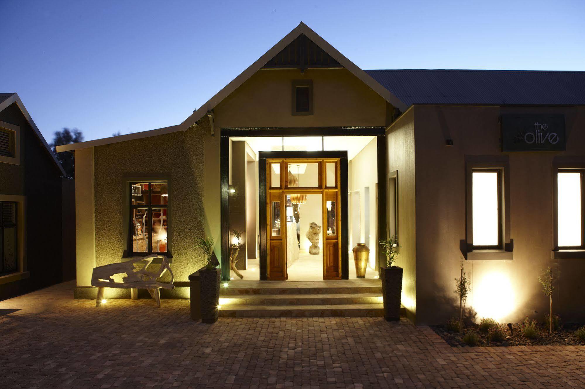 The Olive Exclusive All-Suite Hotel Windhoek Dış mekan fotoğraf