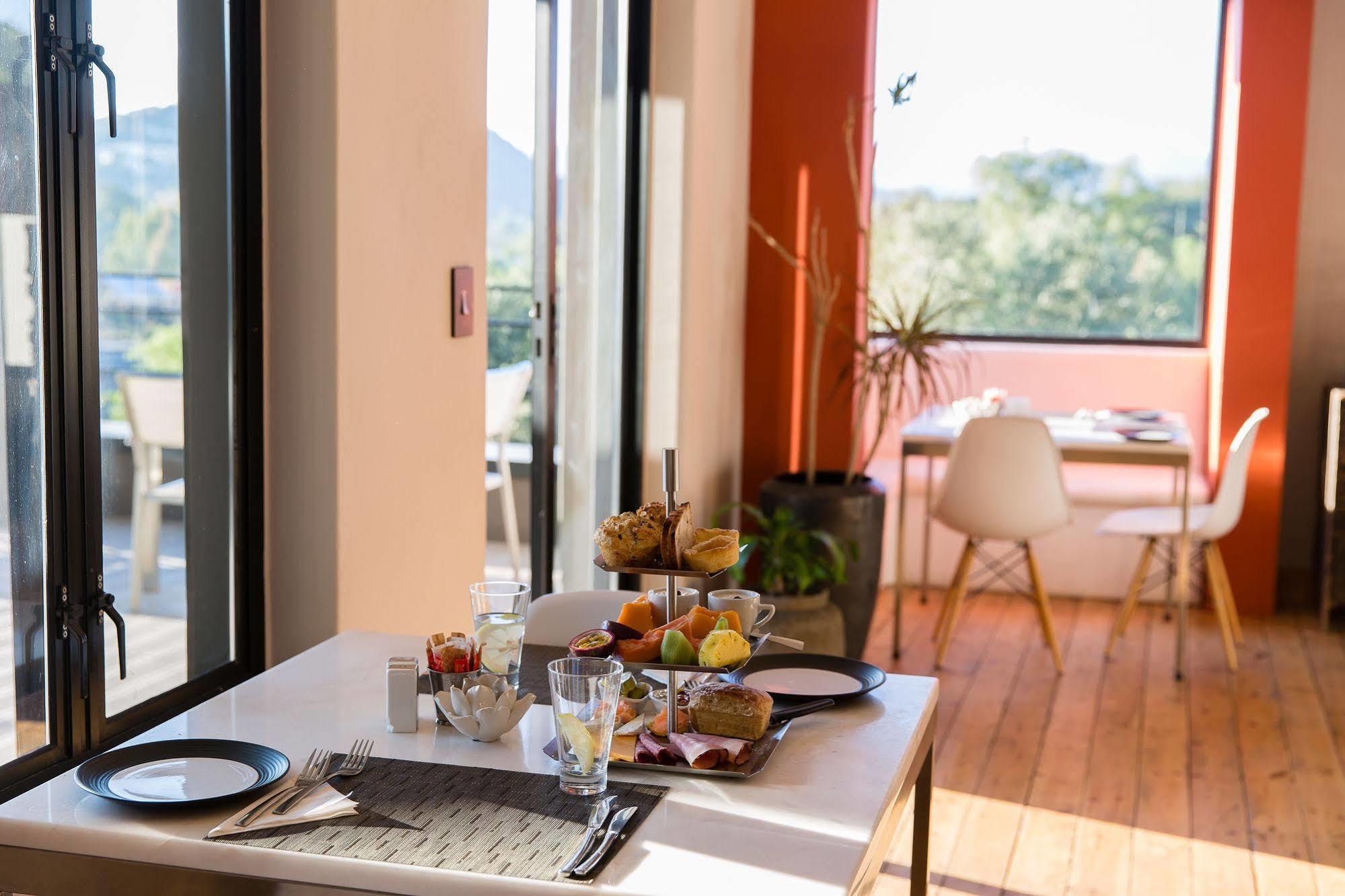 The Olive Exclusive All-Suite Hotel Windhoek Dış mekan fotoğraf